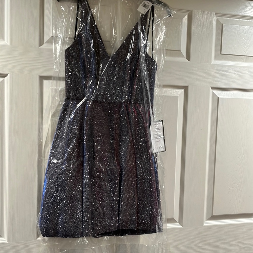 XSCAPE DRESS * SIZE 8 * Iridescent black/silver sparkle * new